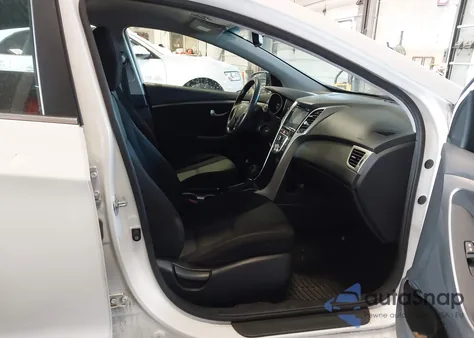 2013 Hyundai Elantra Gt z USA, uszkodzony, nr VIN KMHD35LEXDU050881